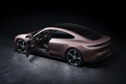 Porsche Taycan 2021, deportivo eléctrico