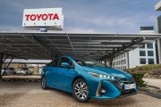 Toyota Prius Plug-in 2021