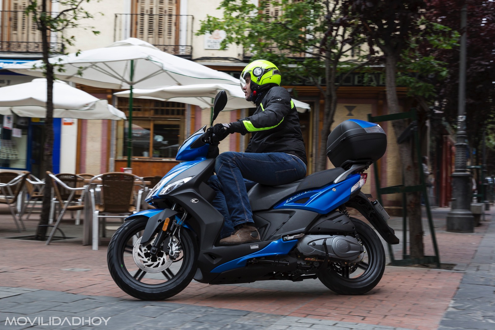 Motos en ciudad, una solución a la movilidad