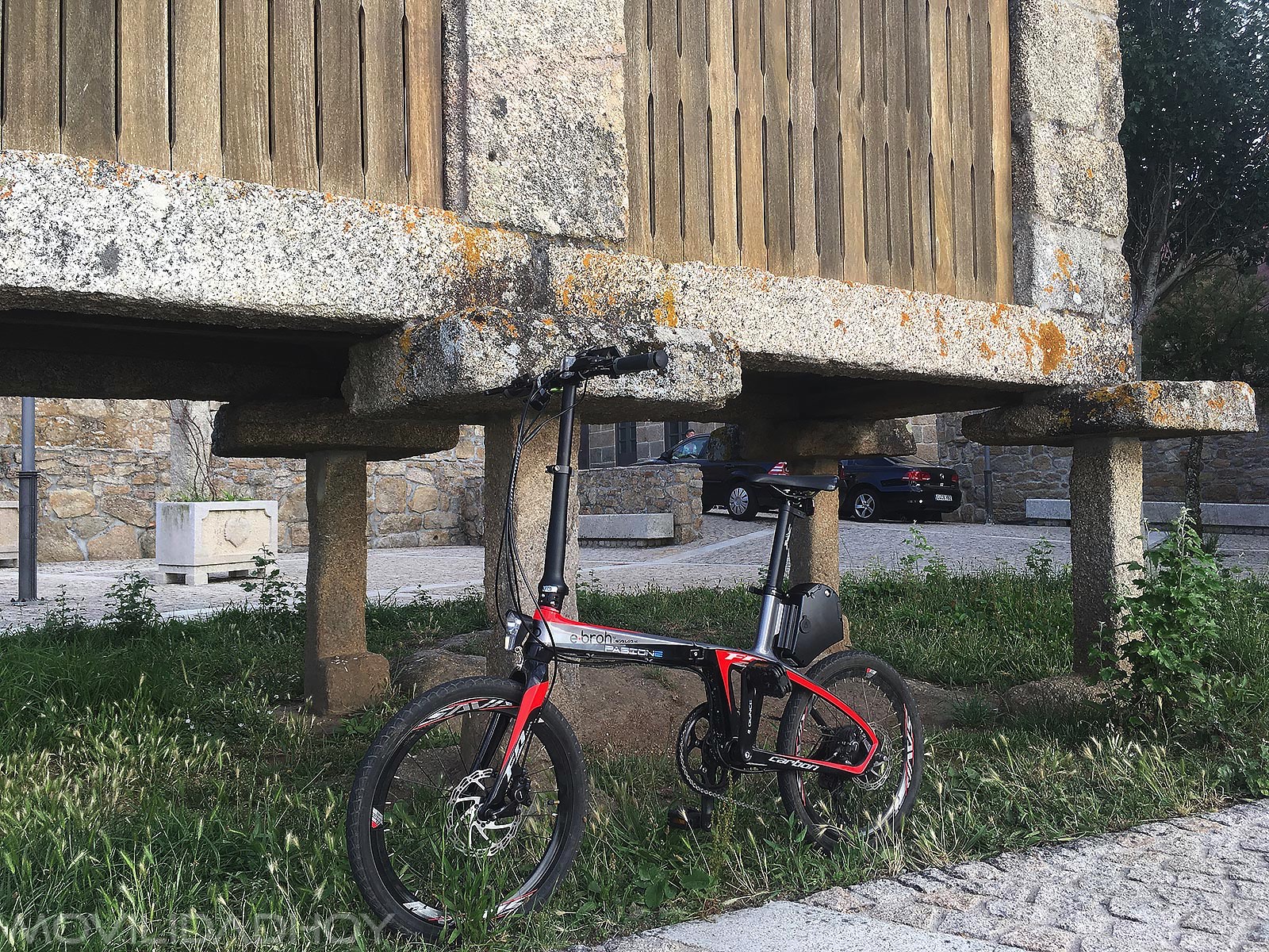 Camino de Santiago en bicicleta eléctrica y plegable Ebroh Passione