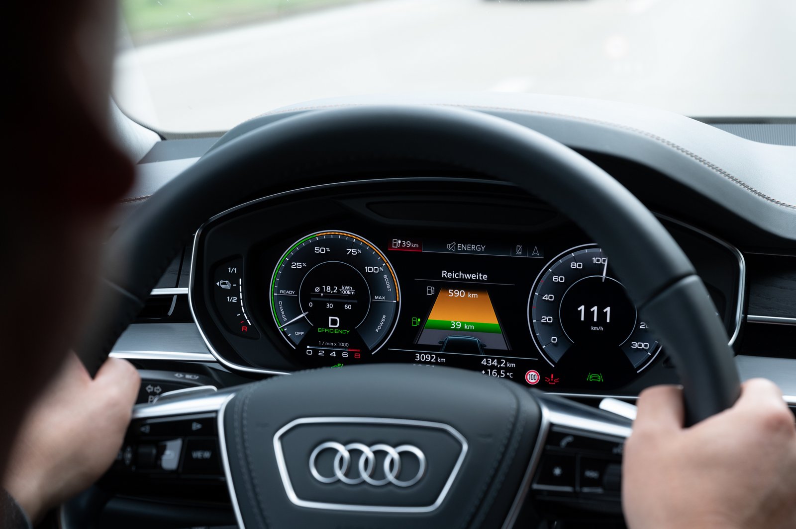 Interior Audi A8 híbrido enchufable
