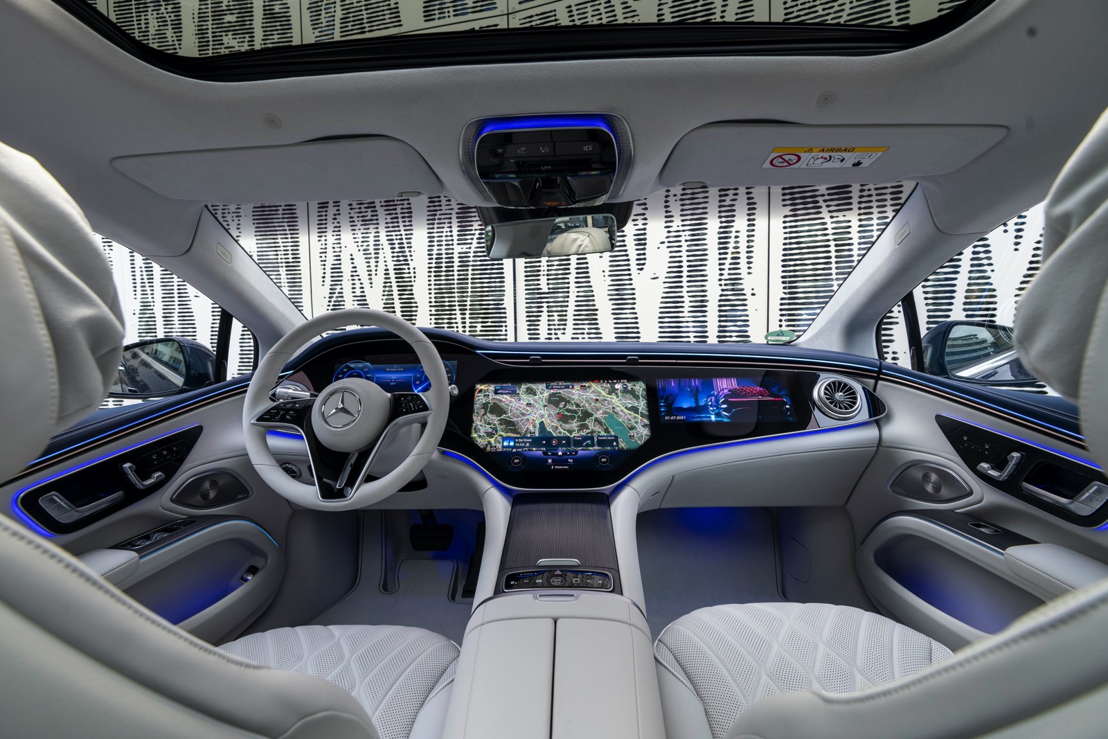 Mercedes-Benz EQS interior